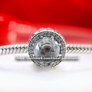 Pandora Radiant Hearts Clip Charm 796239CZ